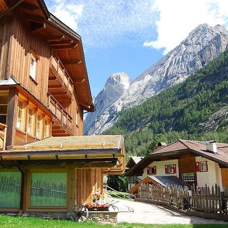 Appartamenti Chalet Orchidea Канацеи Экстерьер фото