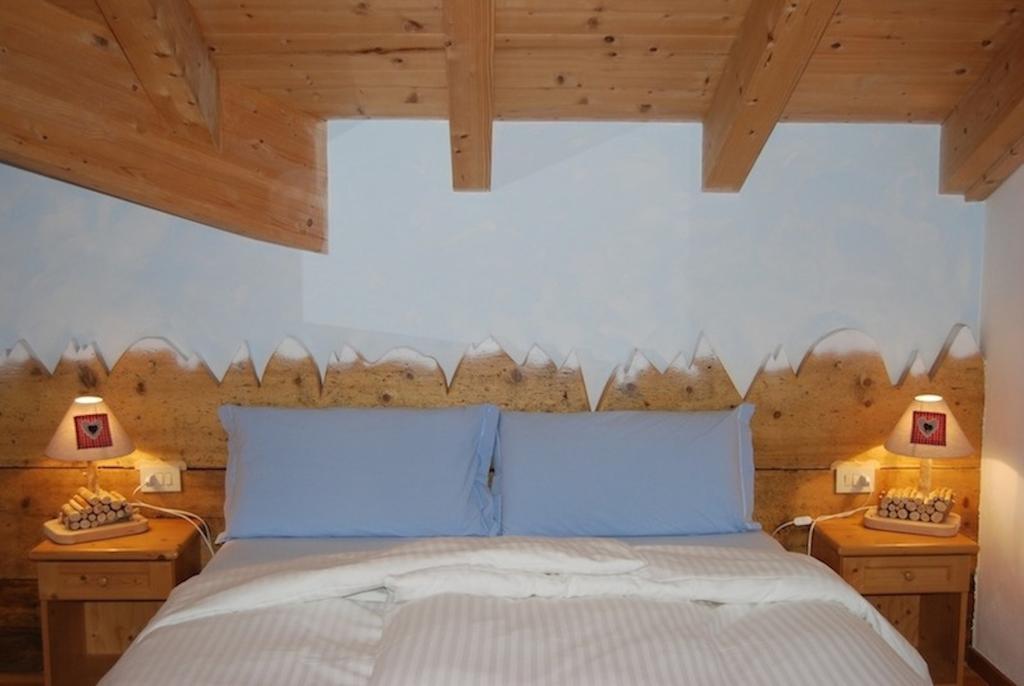 Appartamenti Chalet Orchidea Канацеи Экстерьер фото