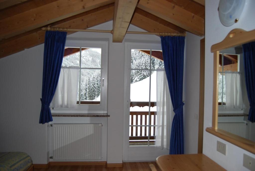 Appartamenti Chalet Orchidea Канацеи Номер фото