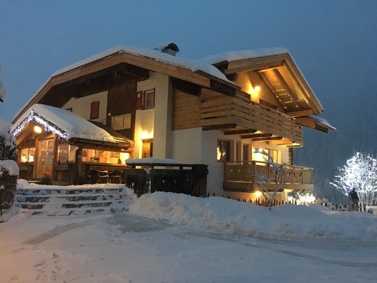 Appartamenti Chalet Orchidea Канацеи Экстерьер фото
